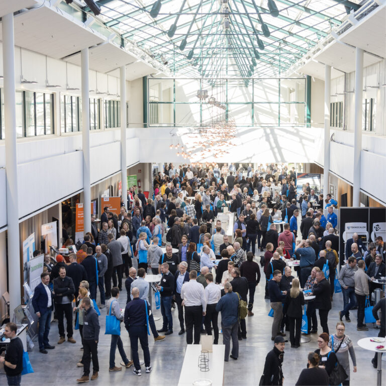 Sisäilmastoseminaarin VALO-näyttelytila